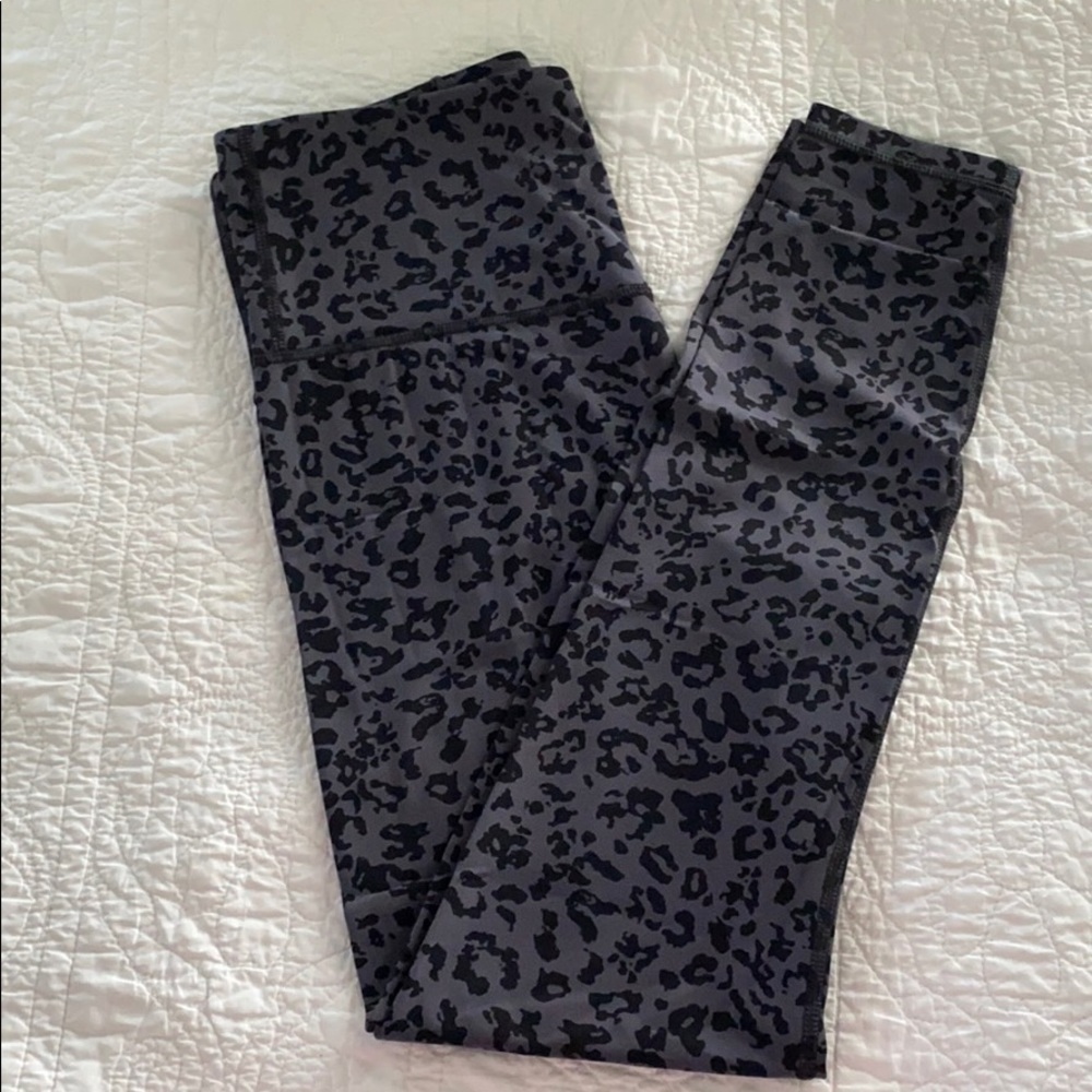 Athleta High Rise Elation Tights Legging Size M